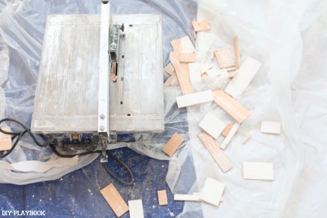 08-wet-saw-tile-backsplash